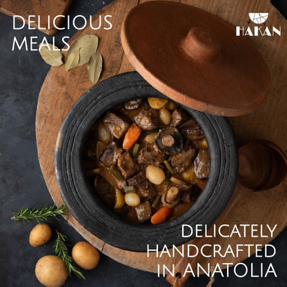 Efes Terracotta Cooking Pot with Lid, LARGE 4.4 Quarts Clay Pots for Cooking, Rice Pots, UNGLAZED Twice Baked Traditional Casserole for Cooking on STOVE Top, Vintage Roaster, 142 Oz (4.2 L)